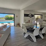 Luxueuse Avec Piscine Privee Chauffee فيلة