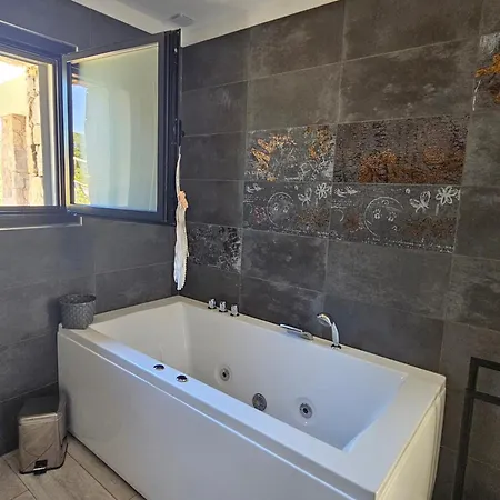 Luxueuse Avec Piscine Privee Chauffee * Porto-Vecchio (Corsica)