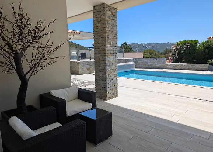 Luxueuse Avec Piscine Privee Chauffee Porto-Vecchio (Corsica)